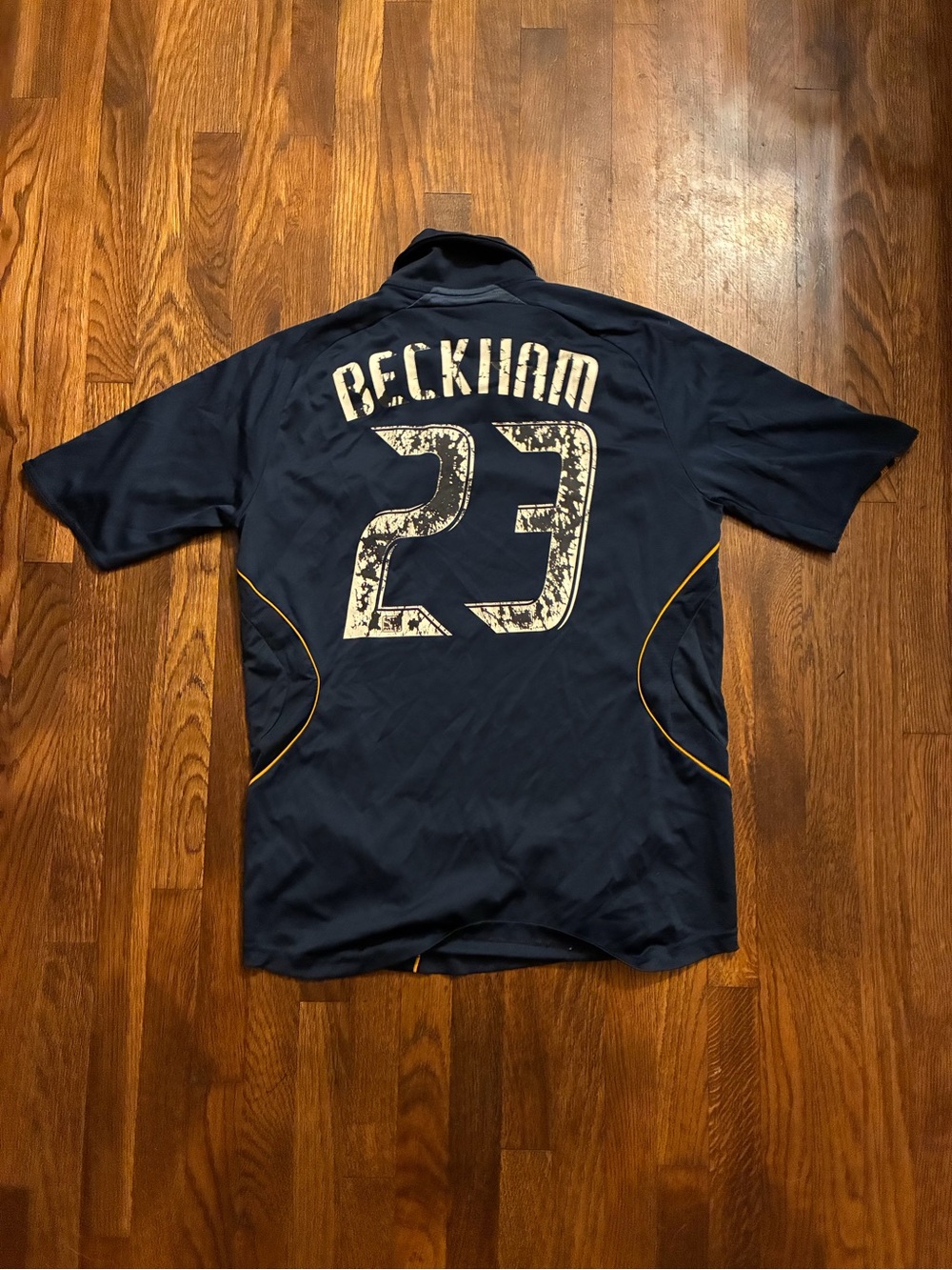 La galaxy Beckham soccer jersey size XL